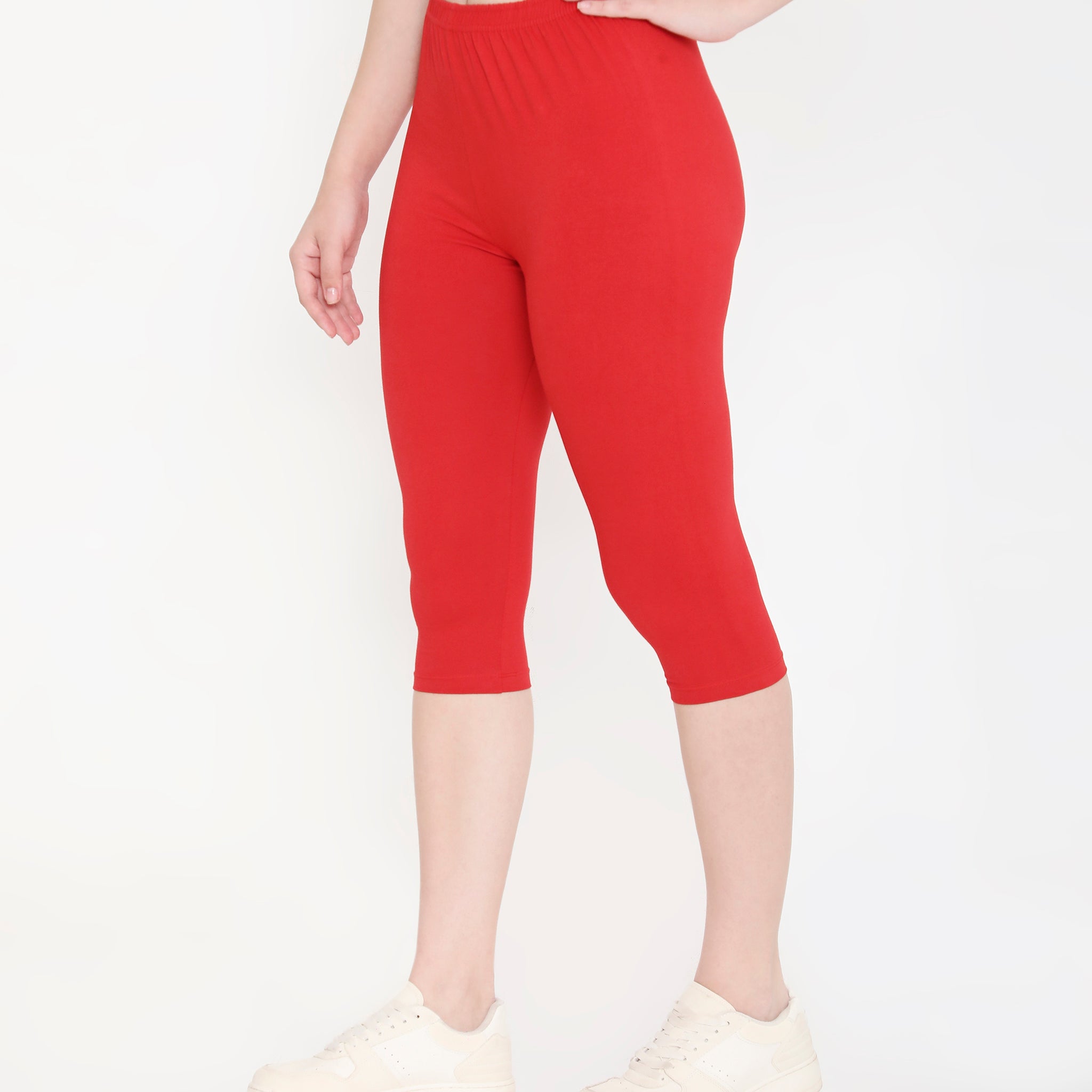 WOMEN SOLID RED SOFT COTTON EVERYDAY CAPRI